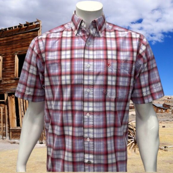 Ariat Pro Series Vented Pink Purple White Plaid Short Sleeve Shirt Small S/P - Picture 2 of 12